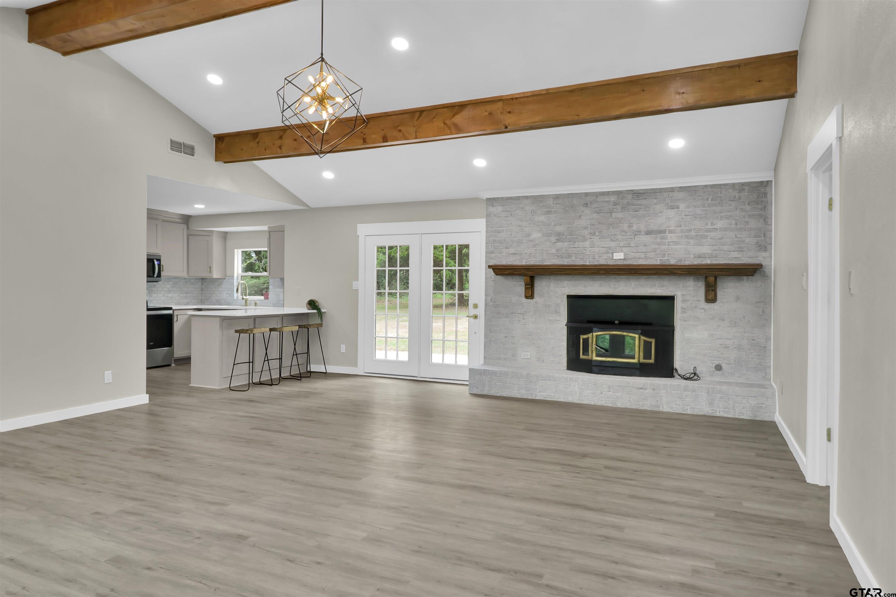 182 County Road 1329