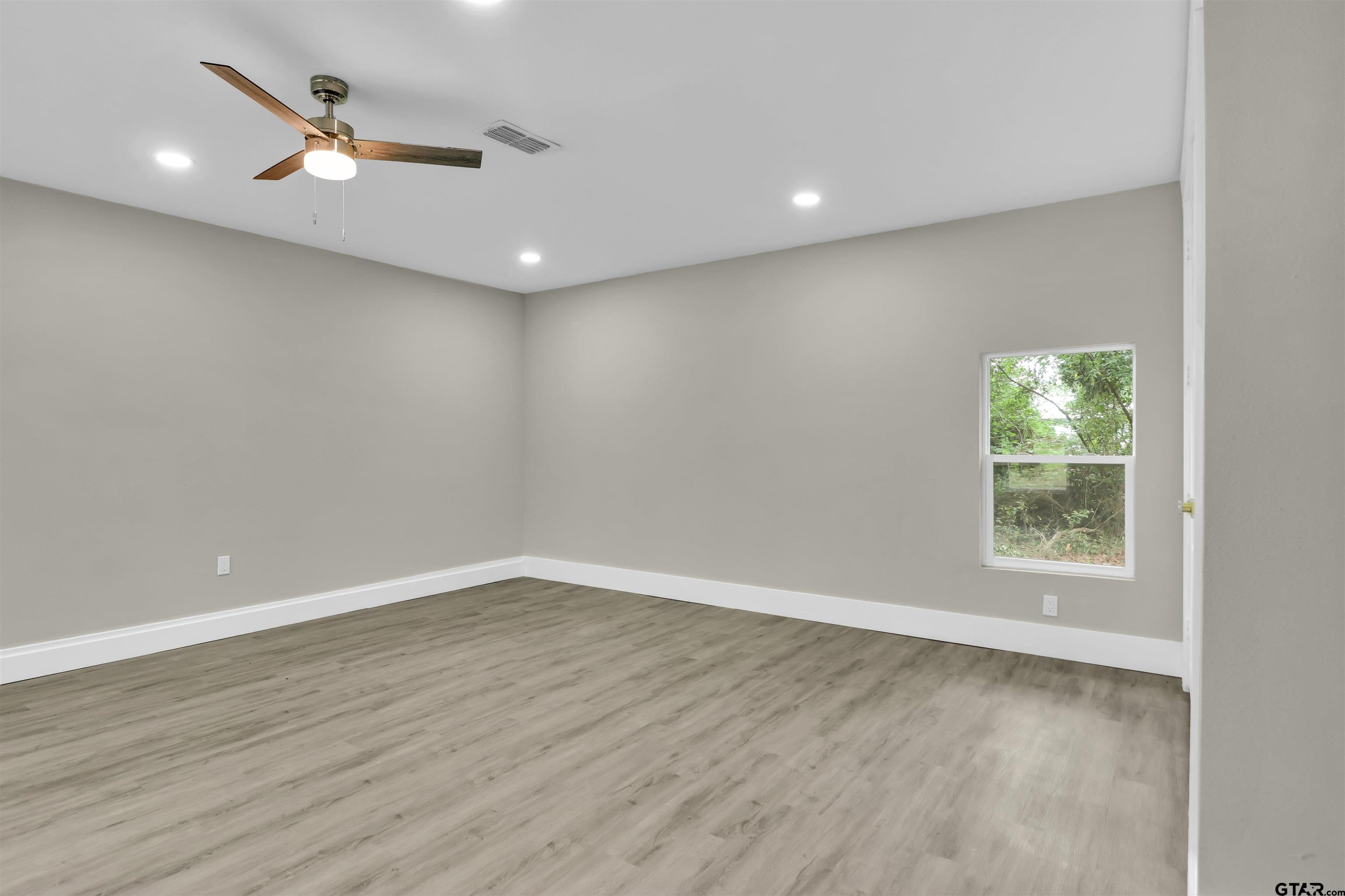 182 County Road 1329