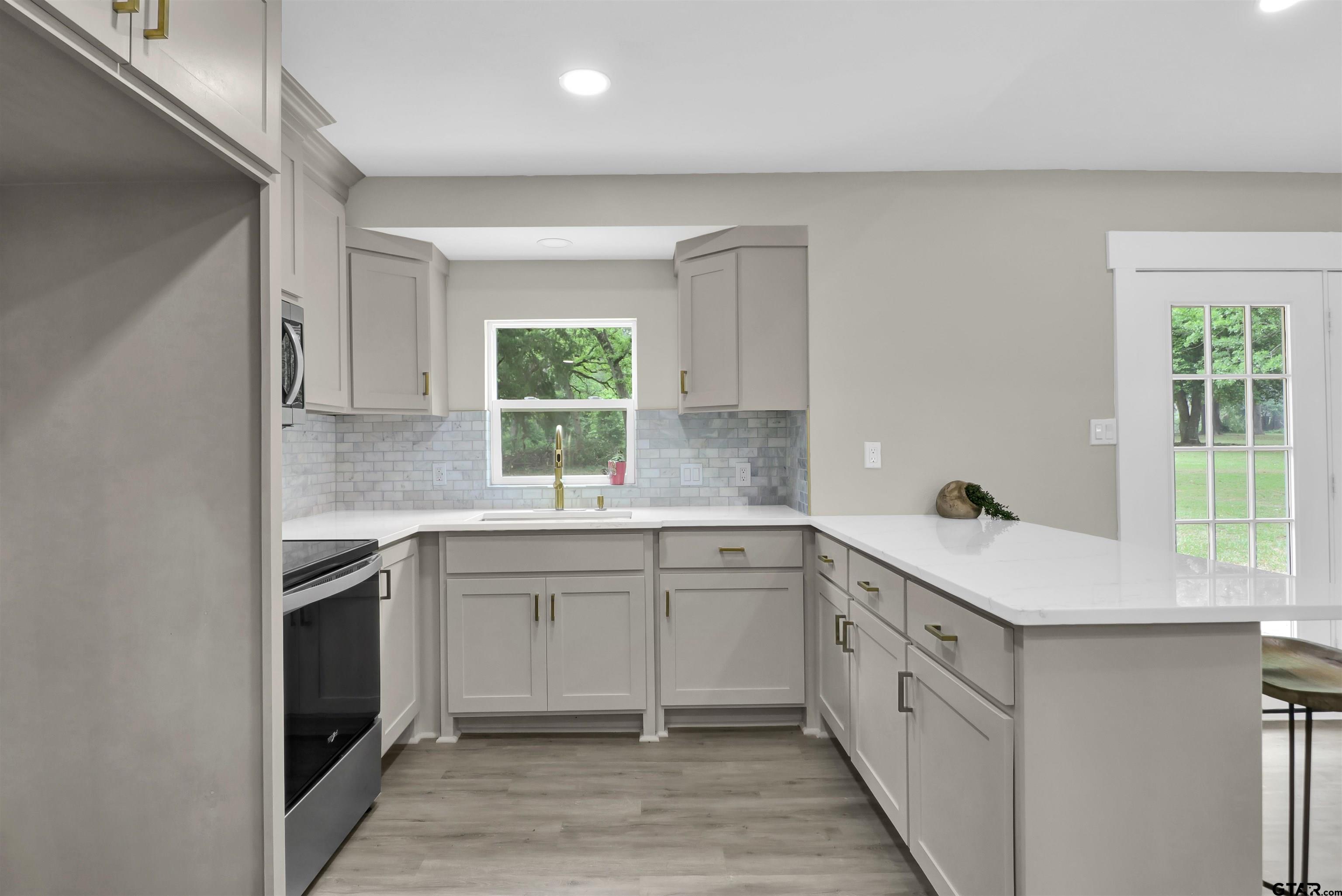 182 County Road 1329