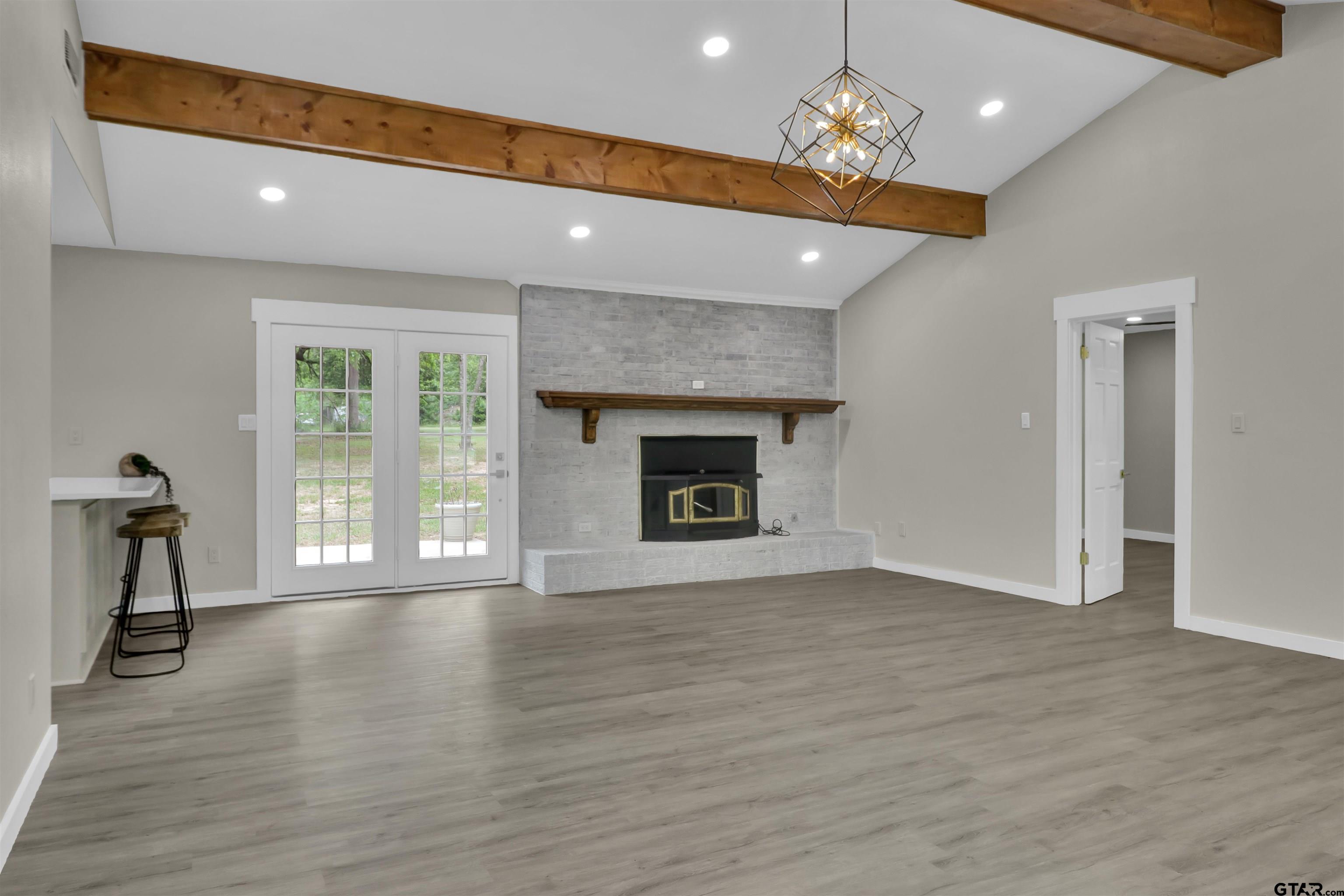 182 County Road 1329
