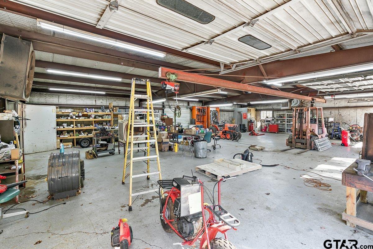 28524 US HWY 69 N