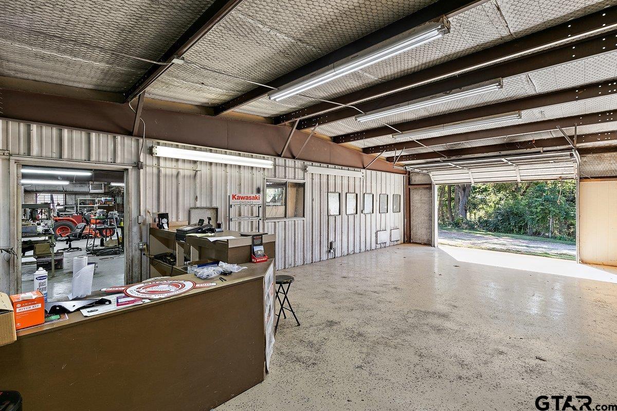 28524 US HWY 69 N