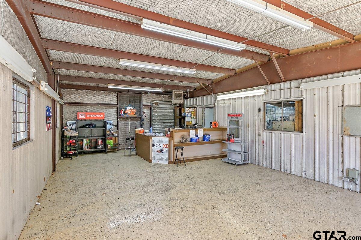 28524 US HWY 69 N