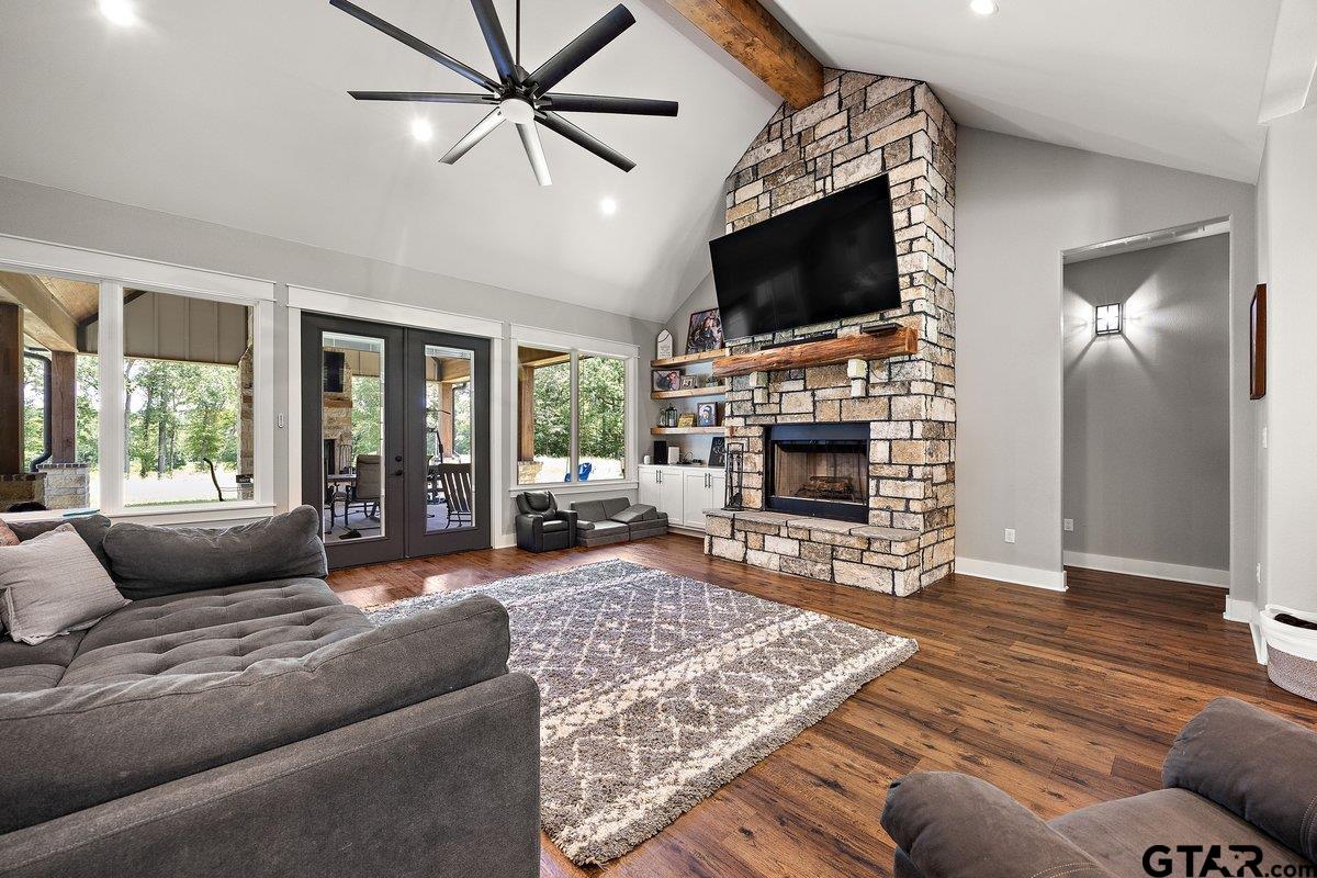 2565 County Road 2103