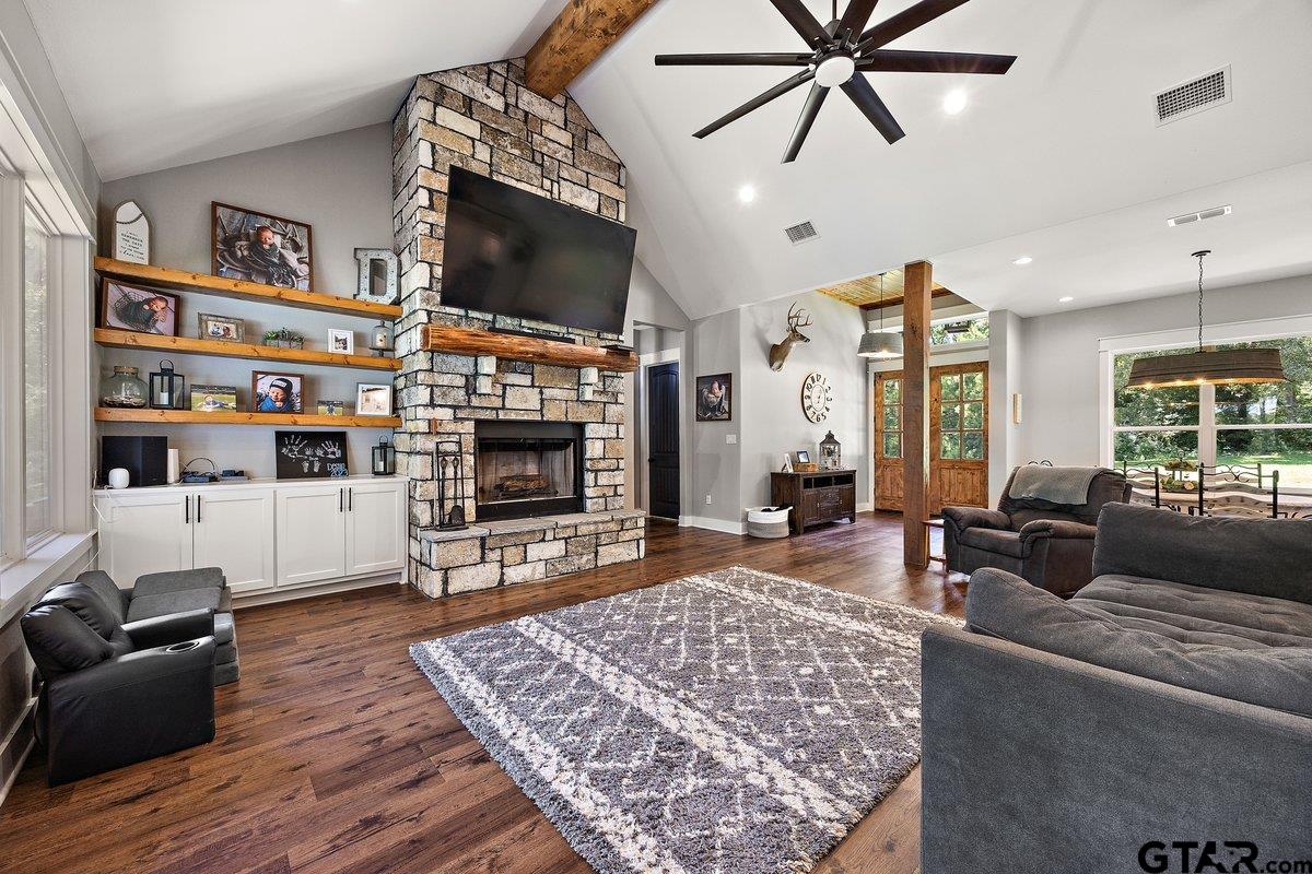2565 County Road 2103