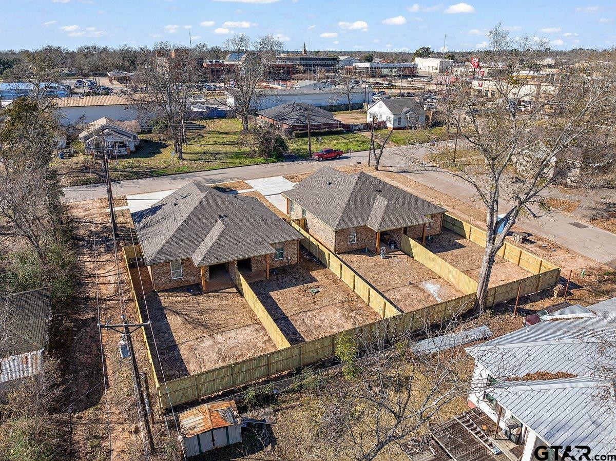 506 & 508 Neches Street