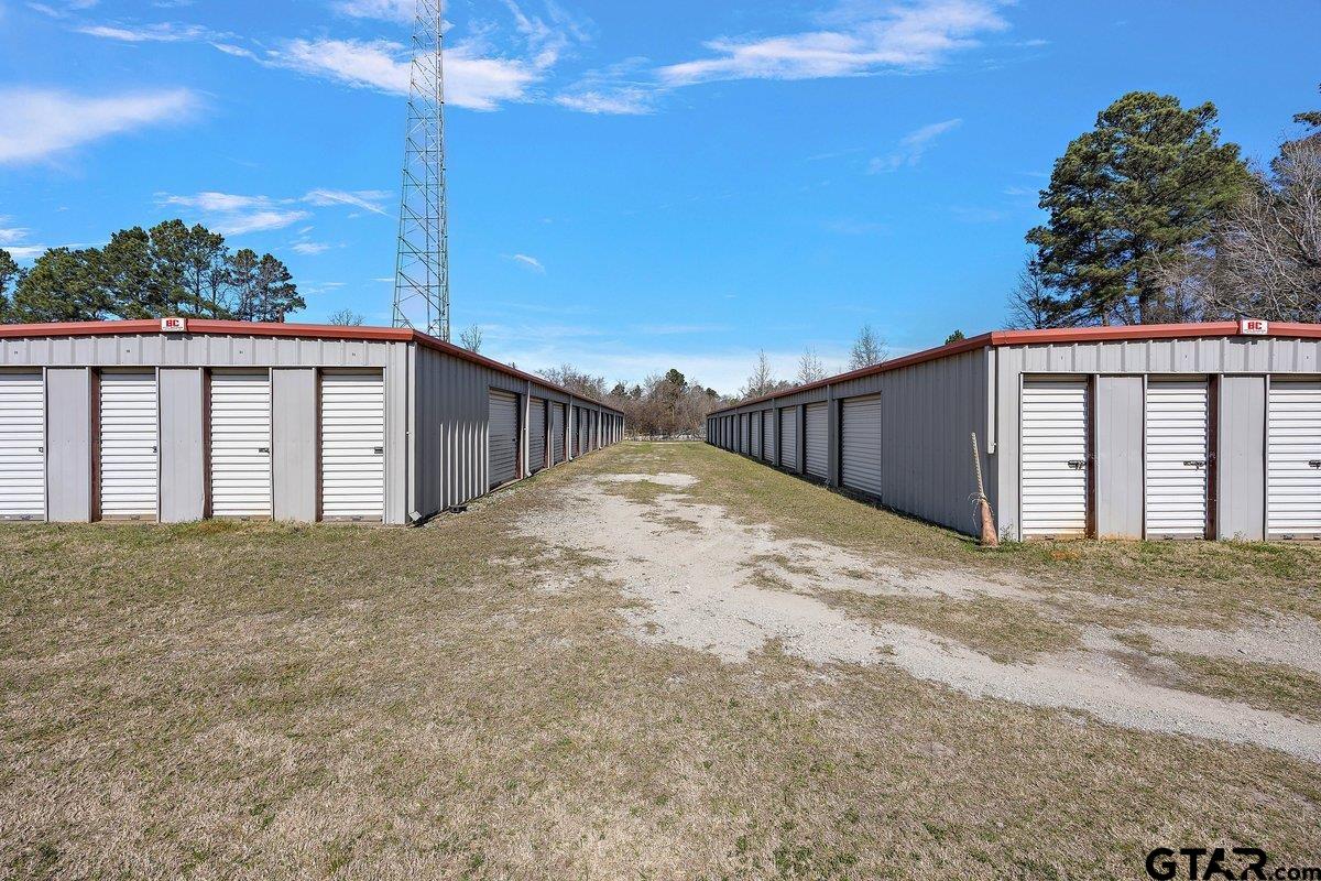 10521 HWY 271
