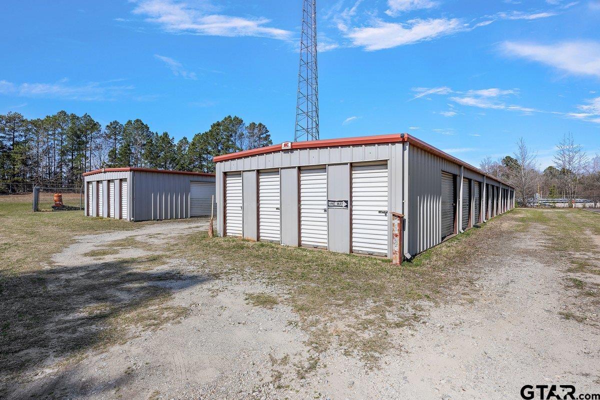 10521 HWY 271
