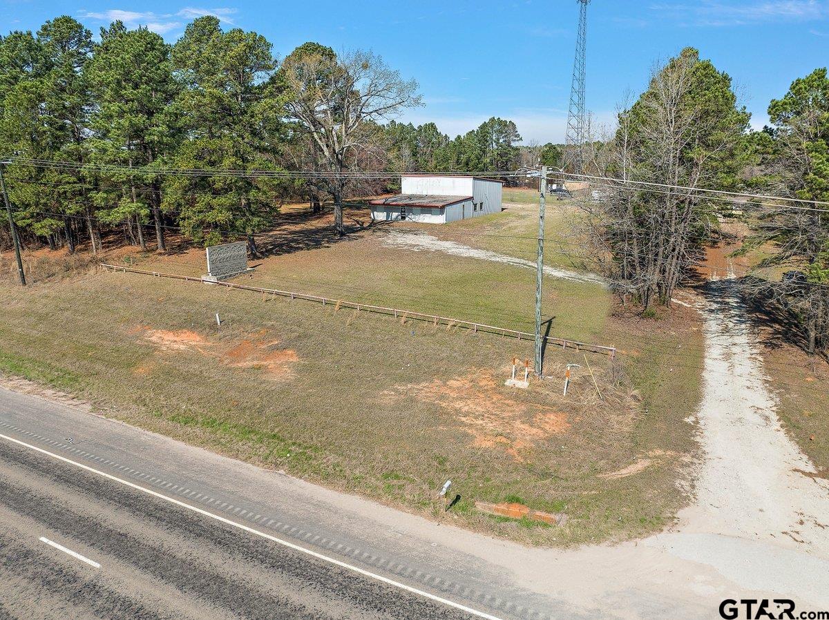 10521 HWY 271
