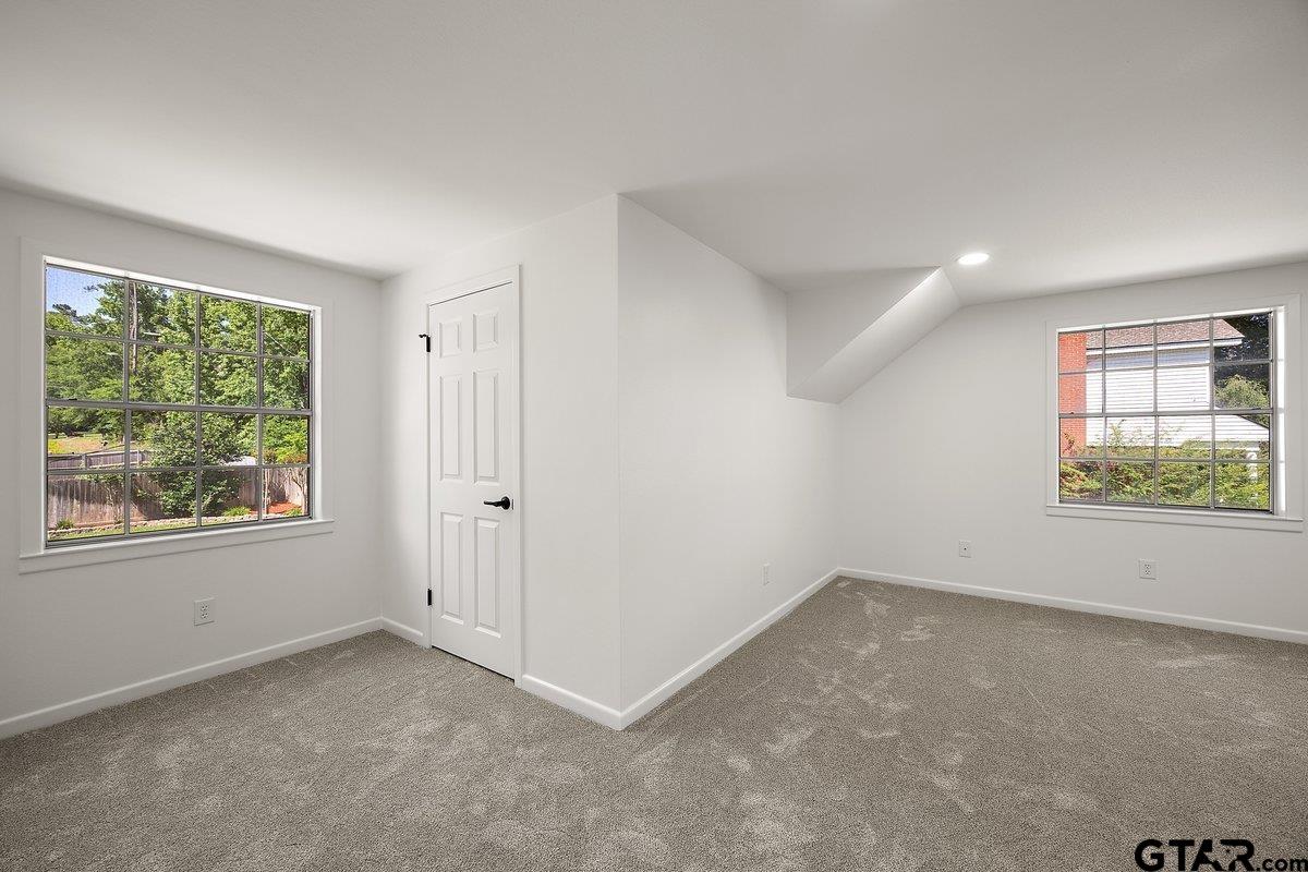 199 Plum St