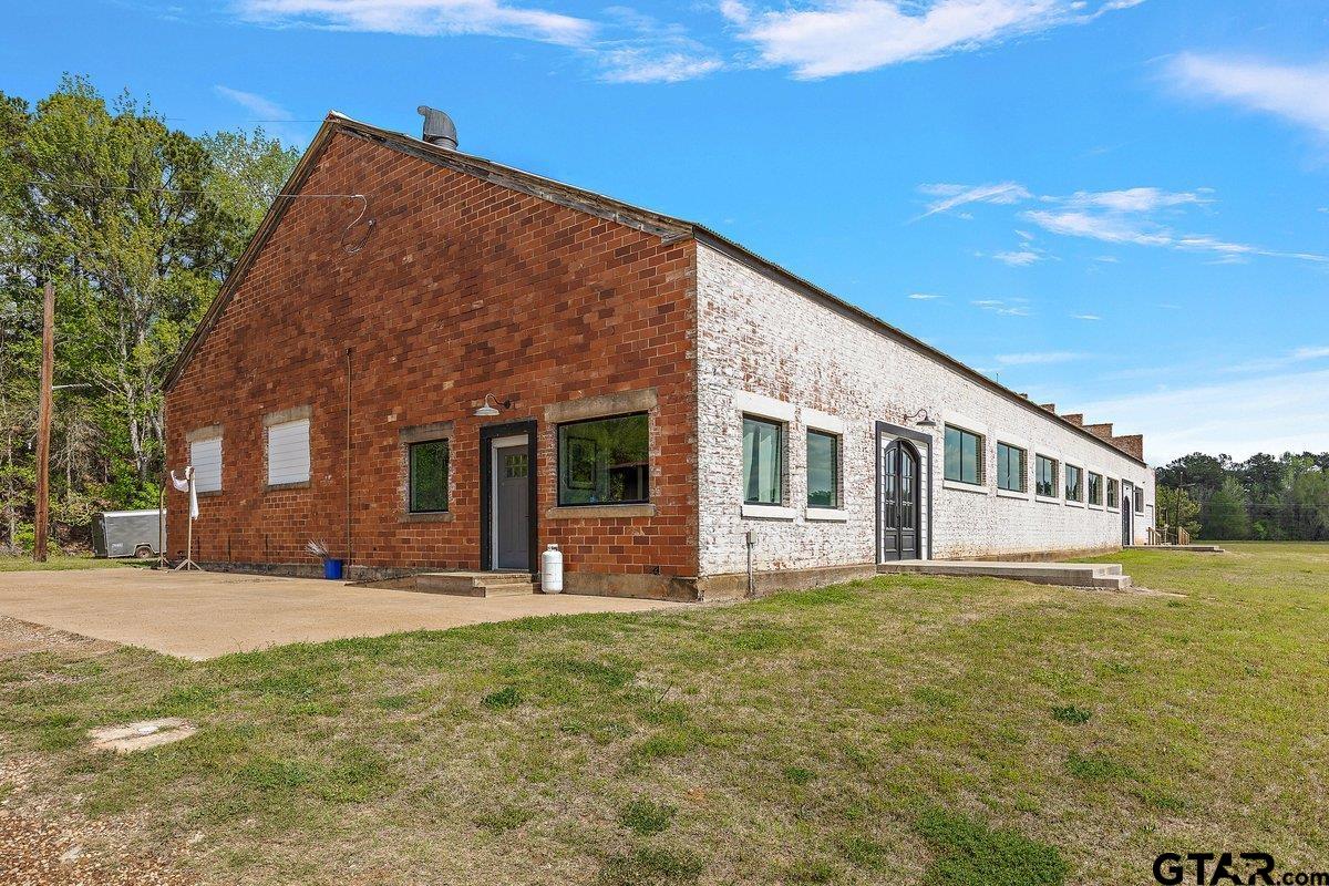 13089 US HWY 84 W