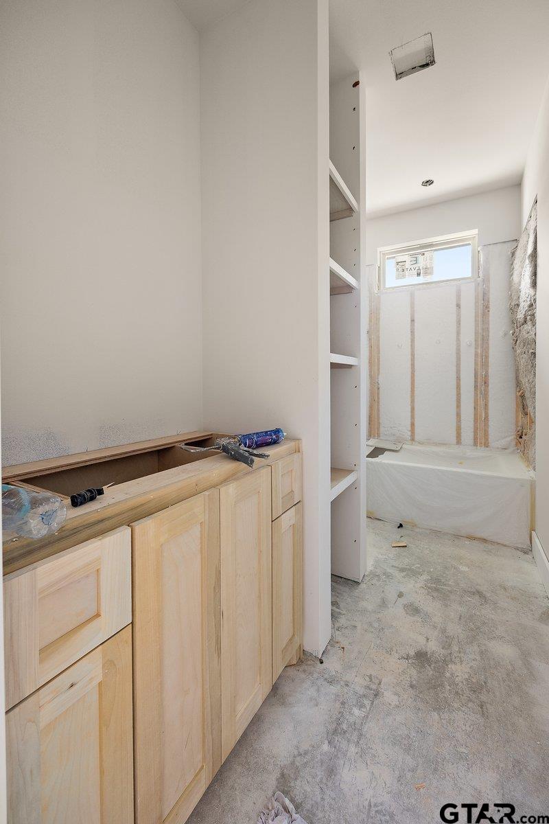 111 Ellis St