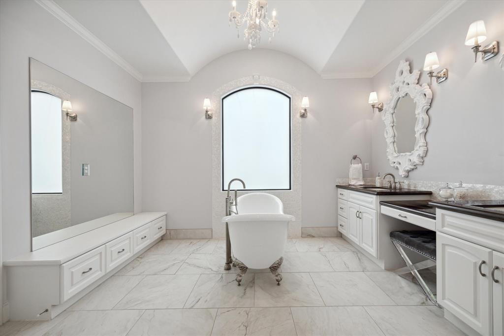 4022 Coleridge Street