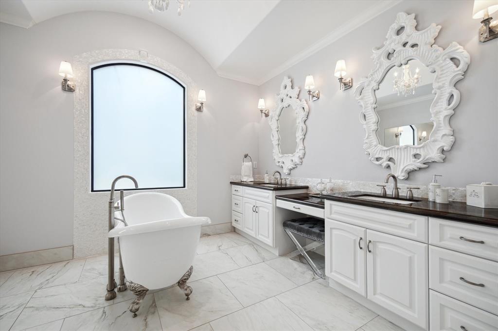 4022 Coleridge Street