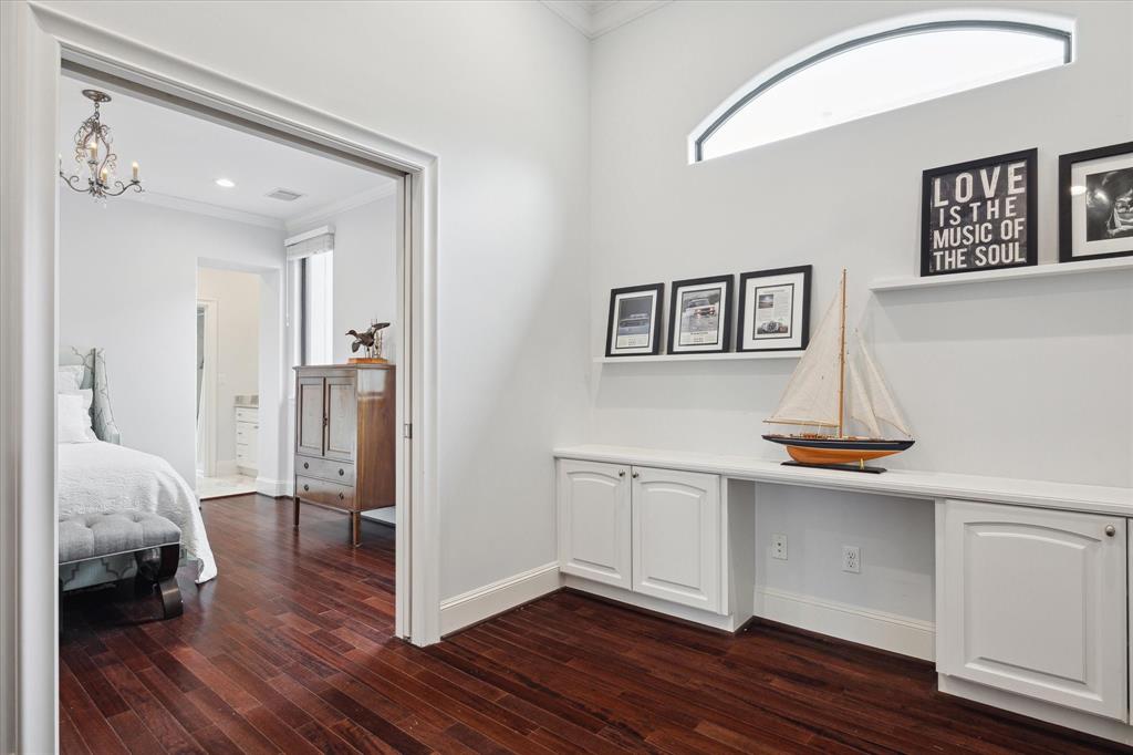 4022 Coleridge Street