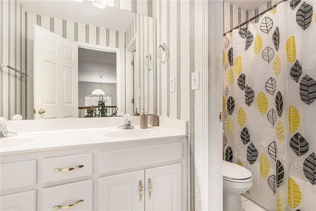 100 Cross Creek Drive