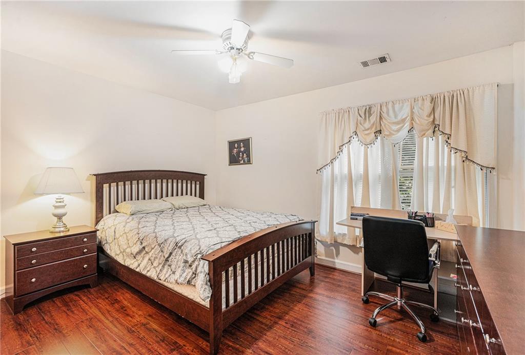 100 Cross Creek Drive