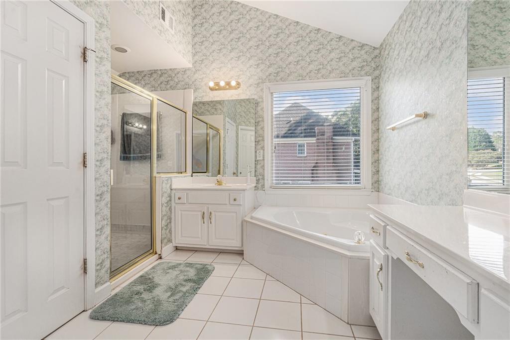 100 Cross Creek Drive