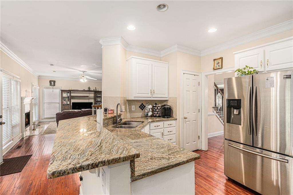 100 Cross Creek Drive