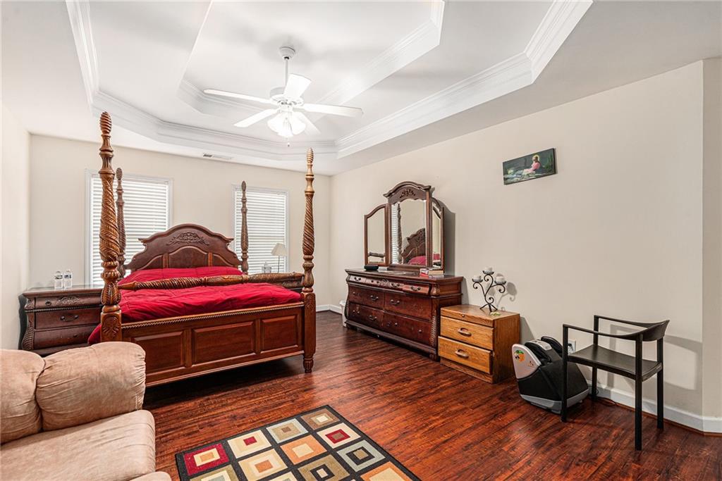 100 Cross Creek Drive