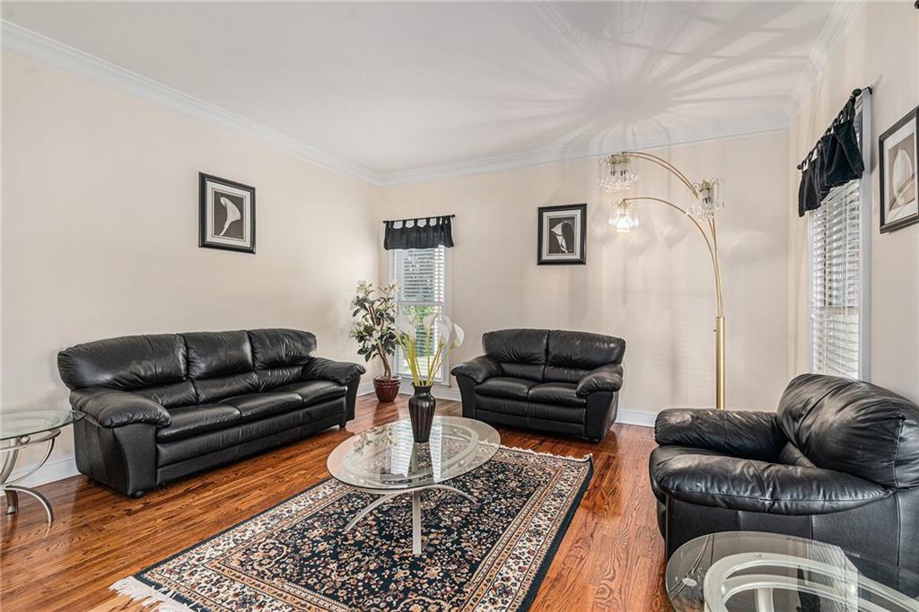 100 Cross Creek Drive