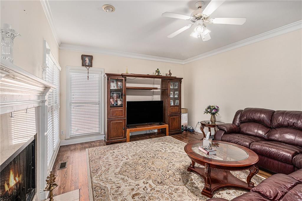 100 Cross Creek Drive