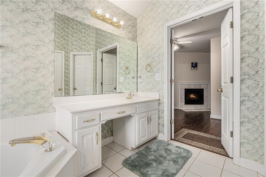 100 Cross Creek Drive