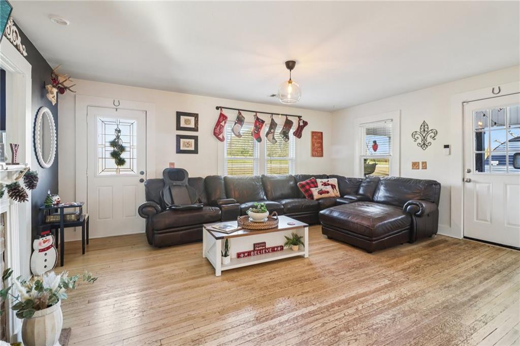 6150 Oak Grove Circle