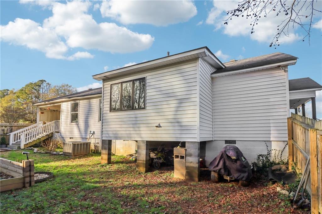 6150 Oak Grove Circle