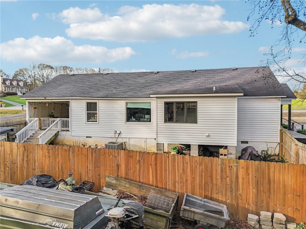 6150 Oak Grove Circle