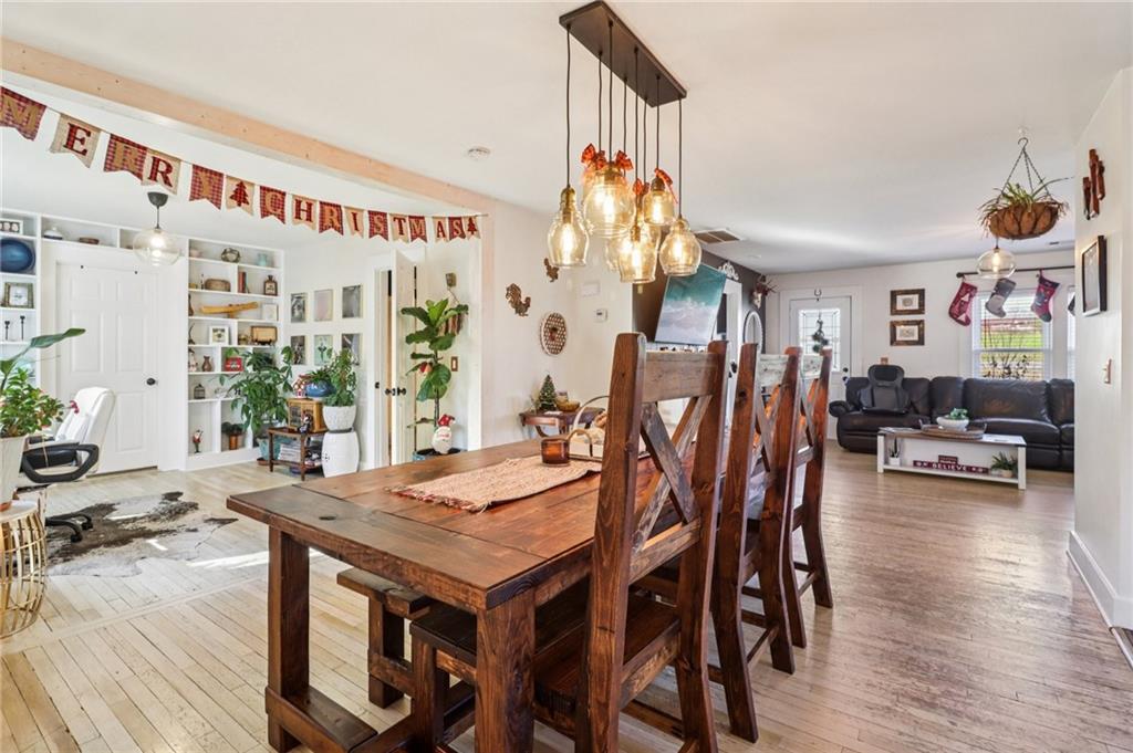 6150 Oak Grove Circle