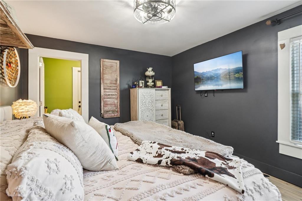 6150 Oak Grove Circle