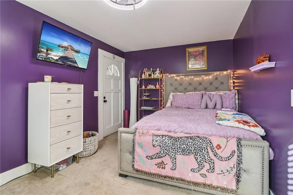 6150 Oak Grove Circle