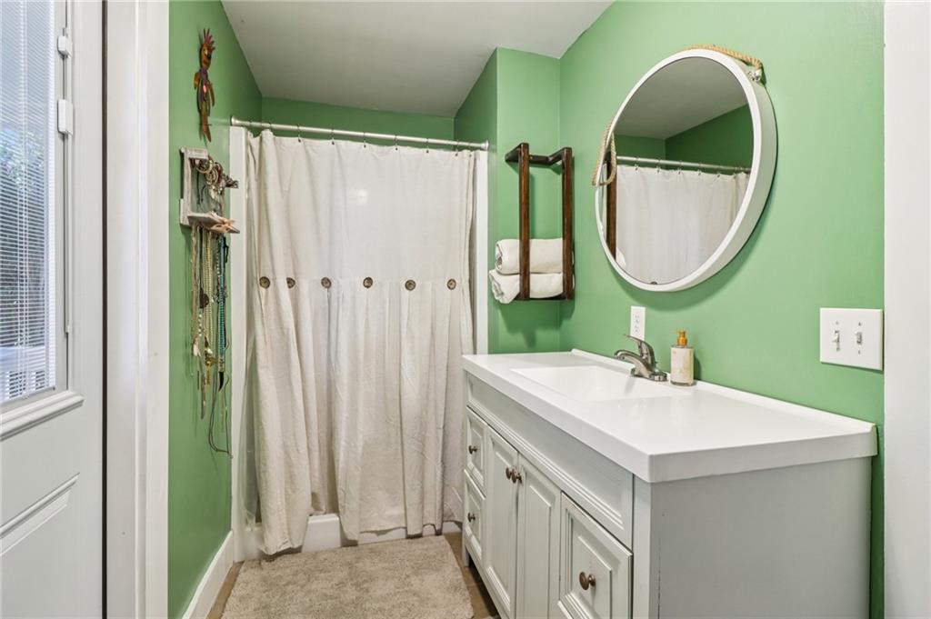 6150 Oak Grove Circle