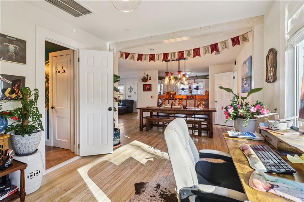 6150 Oak Grove Circle