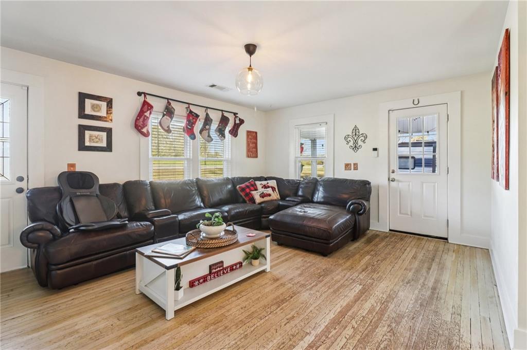 6150 Oak Grove Circle