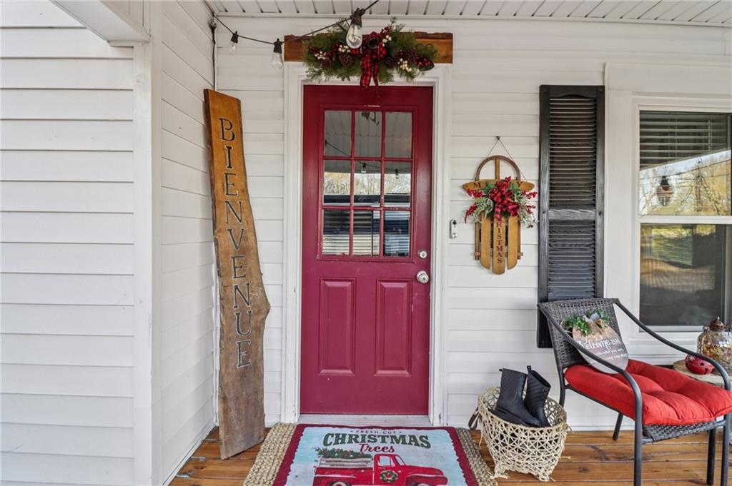 6150 Oak Grove Circle