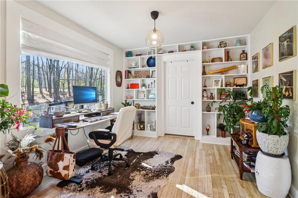 6150 Oak Grove Circle