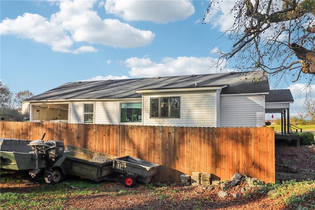 6150 Oak Grove Circle