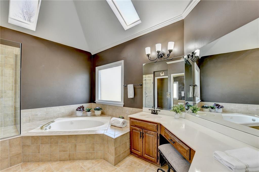 2980 Georgian Manor Drive