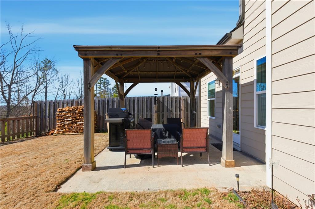 4417 Barefoot Run