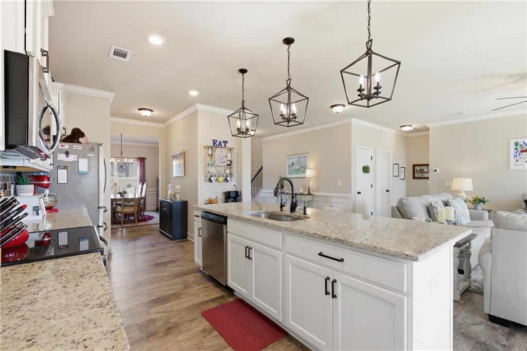 4417 Barefoot Run