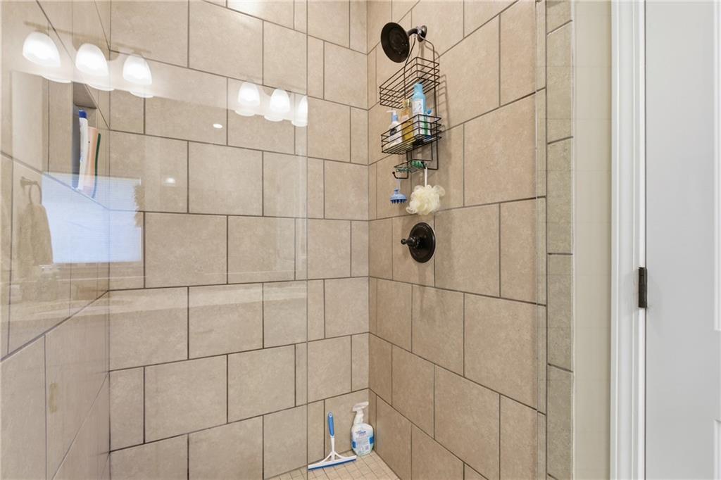 4417 Barefoot Run
