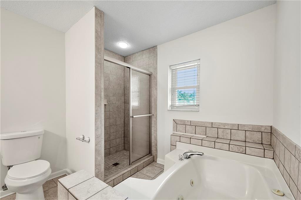 140 Forest Lake Drive