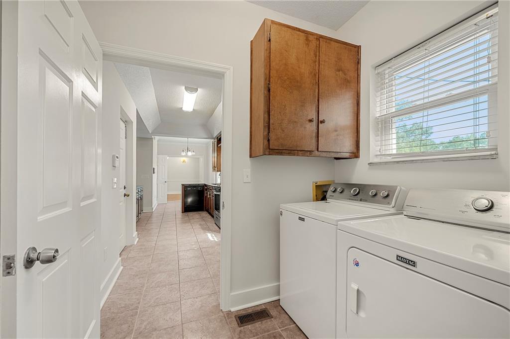 140 Forest Lake Drive