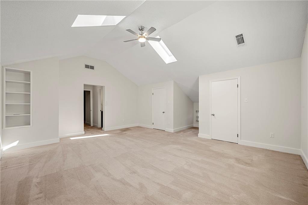 140 Forest Lake Drive