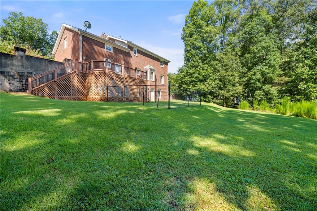 140 Forest Lake Drive