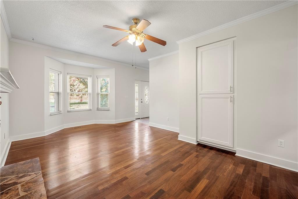 140 Forest Lake Drive