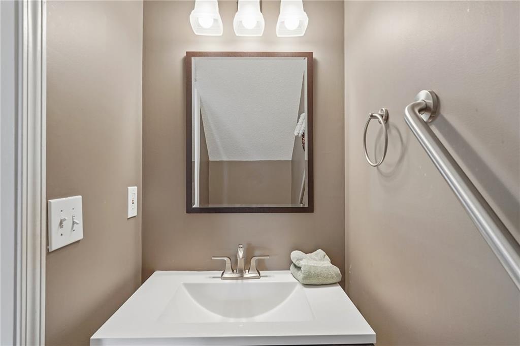 10900 Wittenridge Drive Unit D8