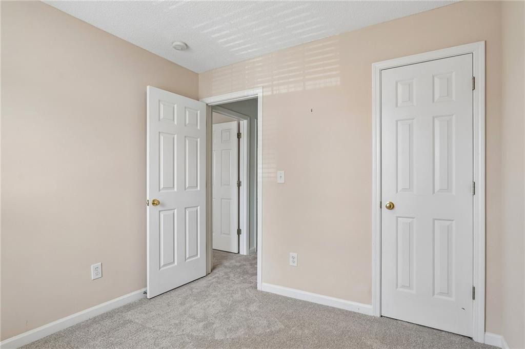 10900 Wittenridge Drive Unit D8